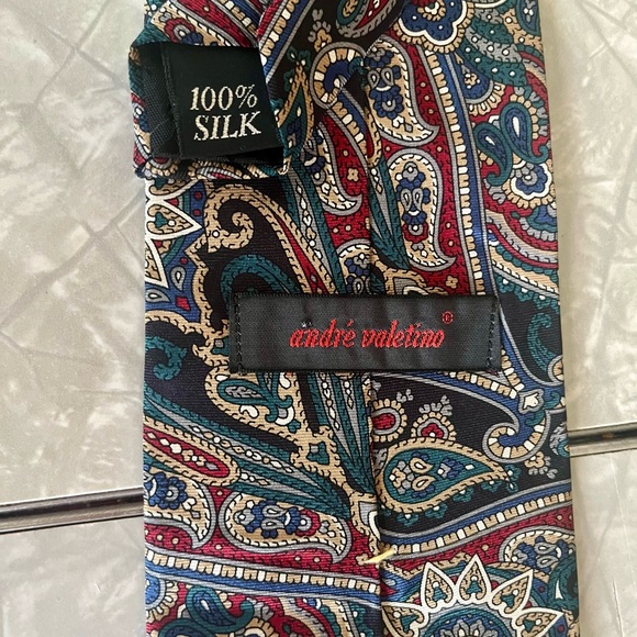 Andre Valentino men’s tie - Picture 3 of 4